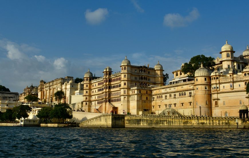 6 Day Golden Triangle Tour with Udaipur