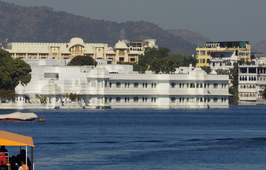 6 Day Golden Triangle Tour with Udaipur