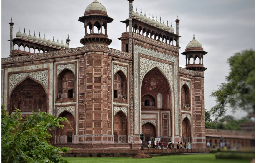 Same Day Agra Tour from Delhi by Car