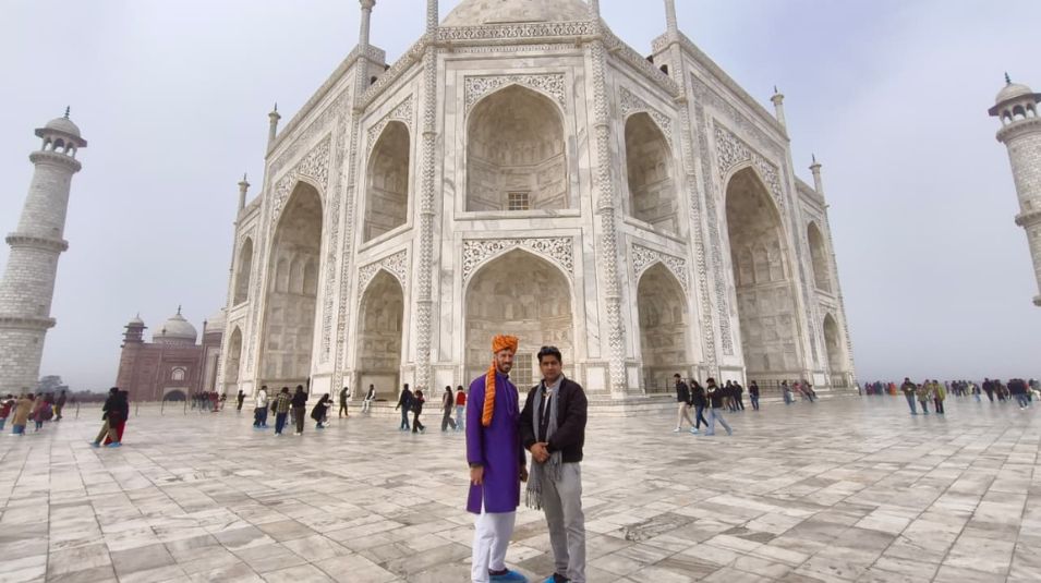 Taj Mahal Tour from Delhi by Car