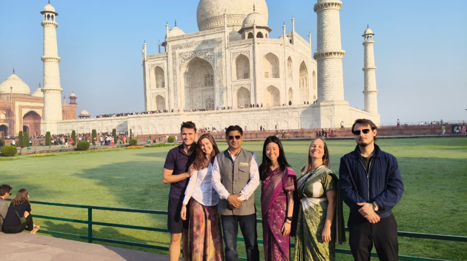 Taj Mahal Tour from Delhi by Car