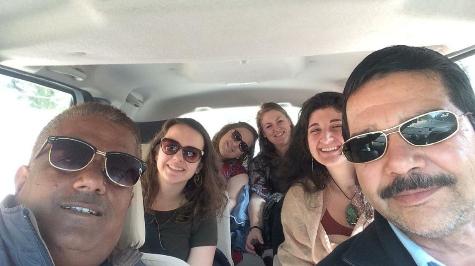 crystal-india-holidays-guides-tourists-selfie-car-journey.jpg